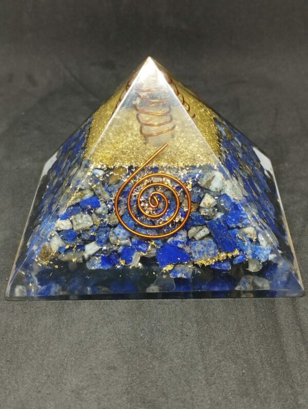 Pyramide orgonite Lapis-lazuli