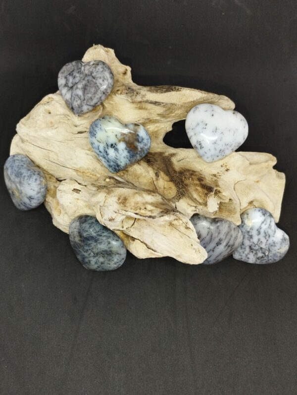 Opale dendritique ou merlinite