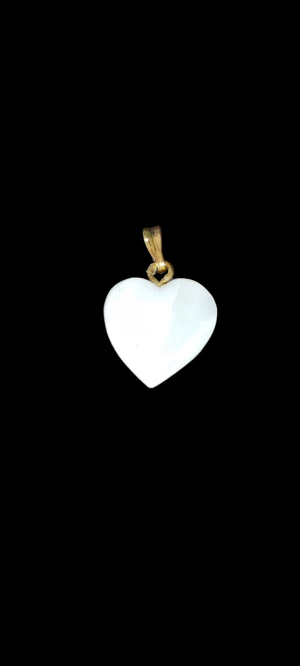 Nacre en pendentif coeur